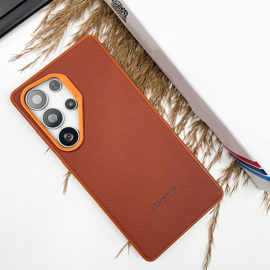 Vegan Leather MagSafe Dotted Case